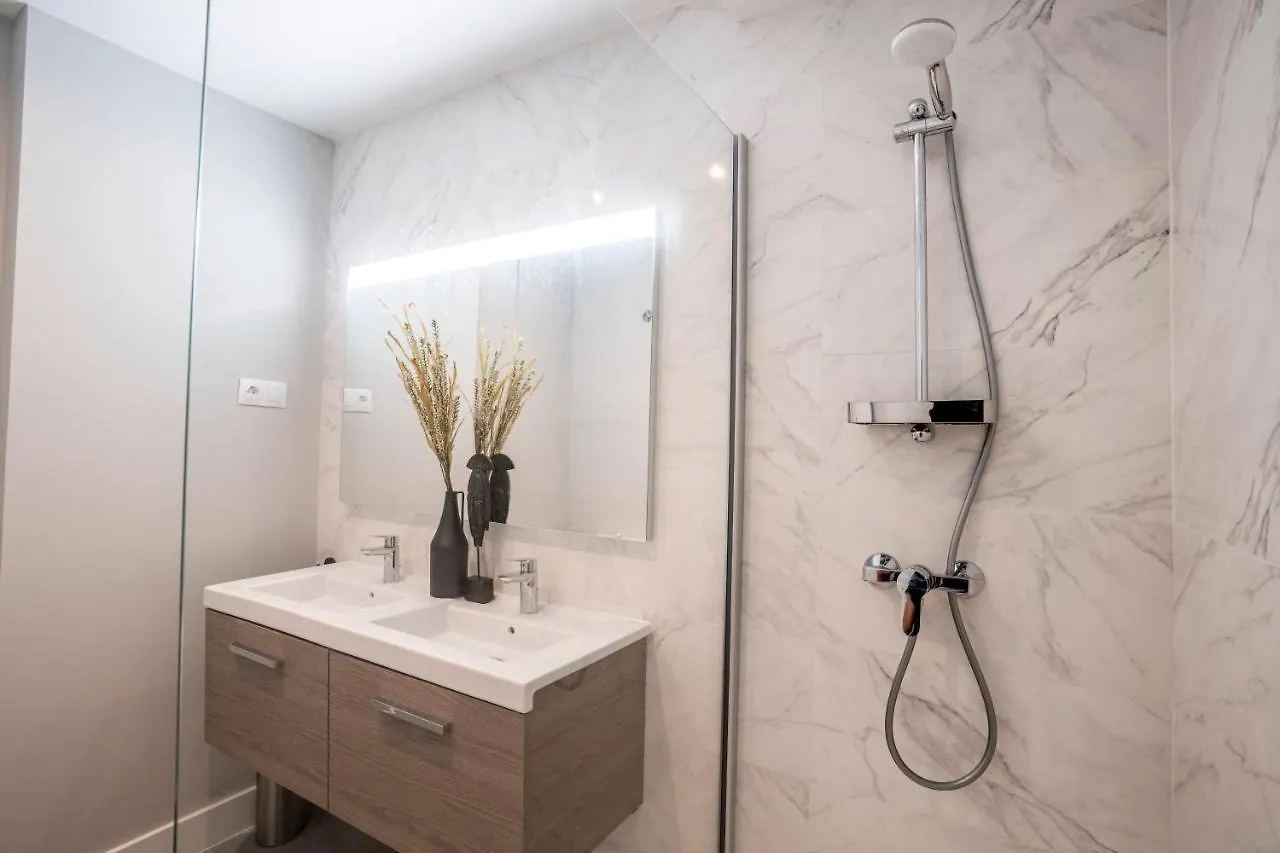 Sealine Luxury Apartment In Torrox Costa
